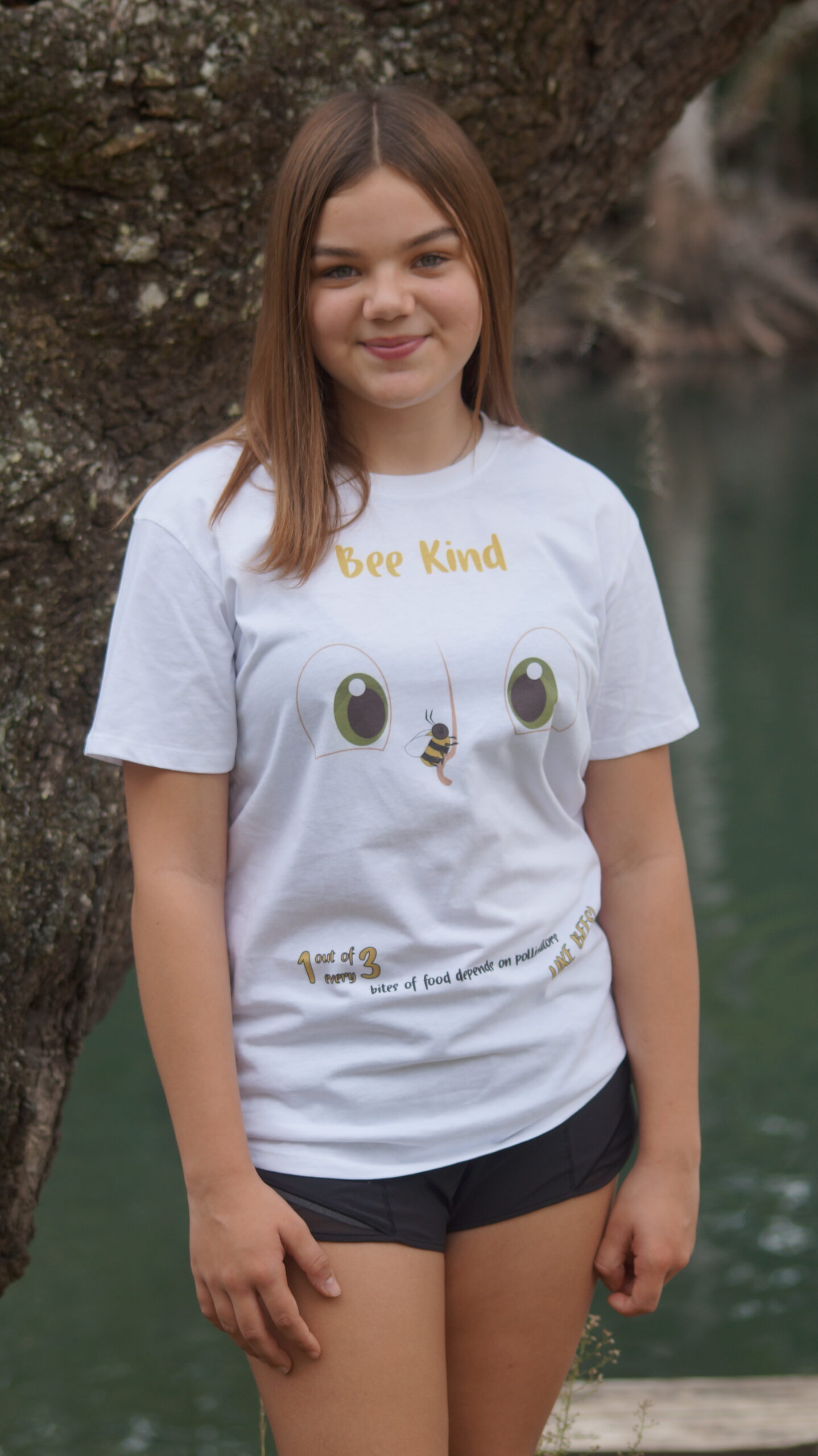 T-Shirts "Bee Kind"